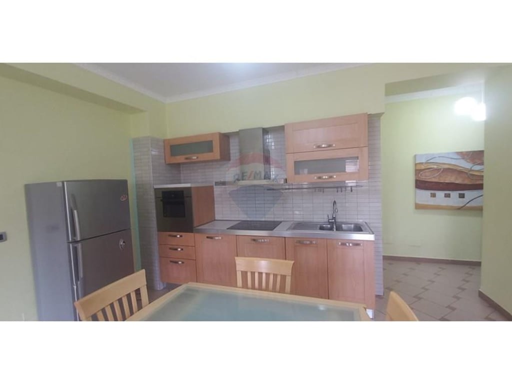 Jepet me qera apartament 2+1