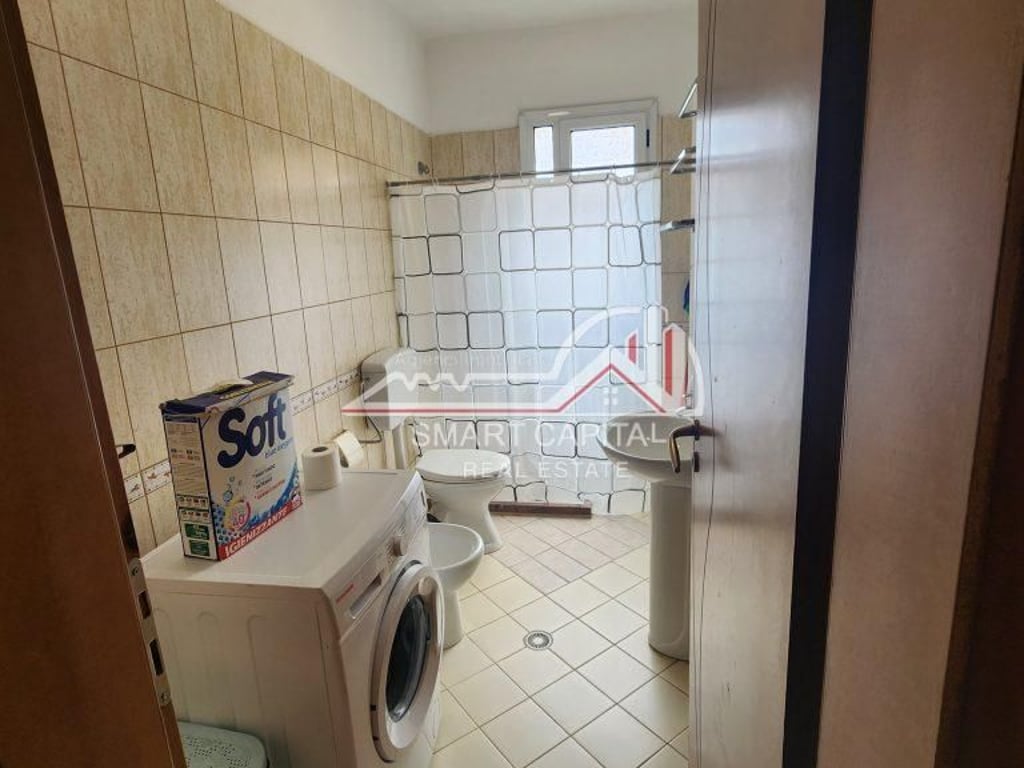 VENDESI IN AFFITTO VICINO AL PORTO, VALONA!