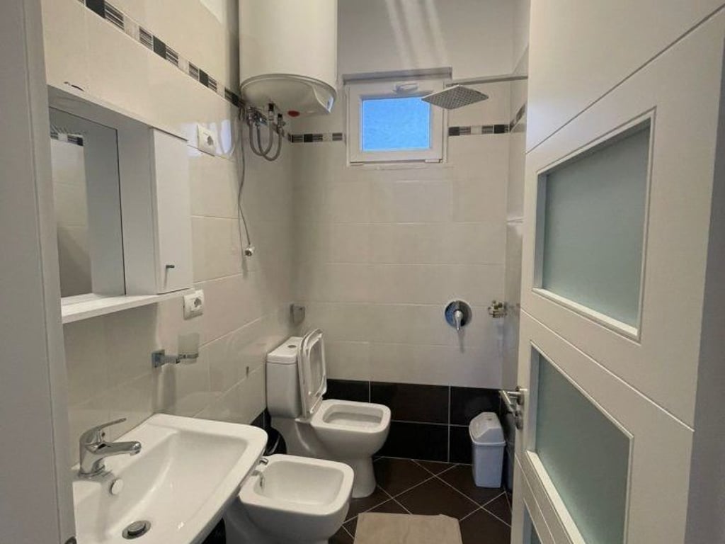 Vendita di una villa a due piani 21 dicembre.