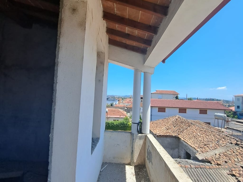 Kavaje, For sale a 2-story villa + basement, "Skuraj" street 🔥