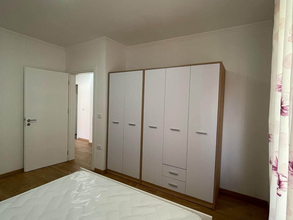 🏡 Jepet me Qira Apartament 3+1+2 Tualete – Fresk, Tiranë