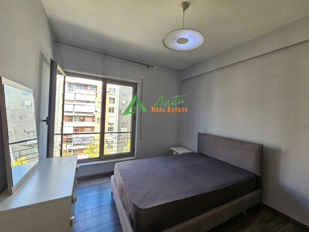 Kompleksi Delijorgji ofrojme apartament 3+1 me qira