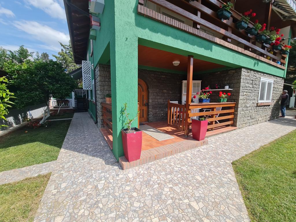 For rent, a 2+1 apartment, Kinostudio.