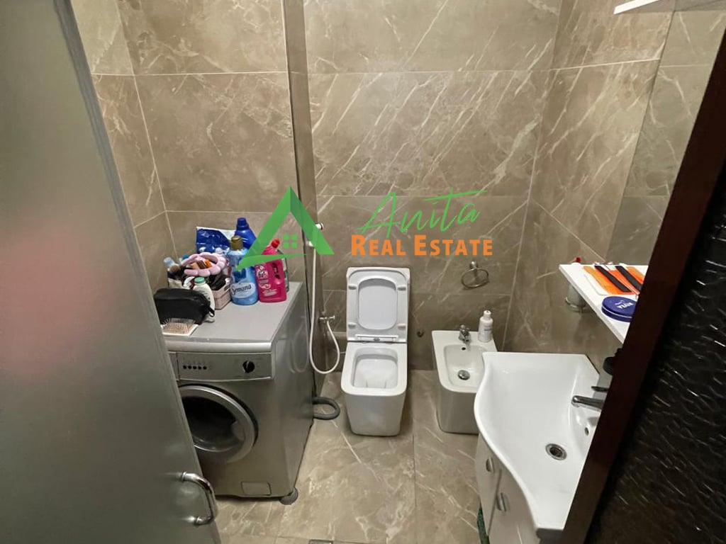 Via Dibra appartamento 1+1 in affitto