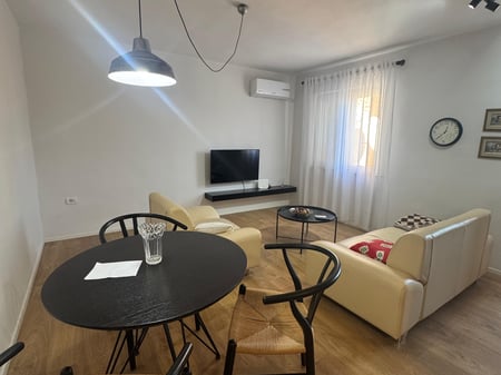 Appartamento 1+1 in affitto in via Elbasanit