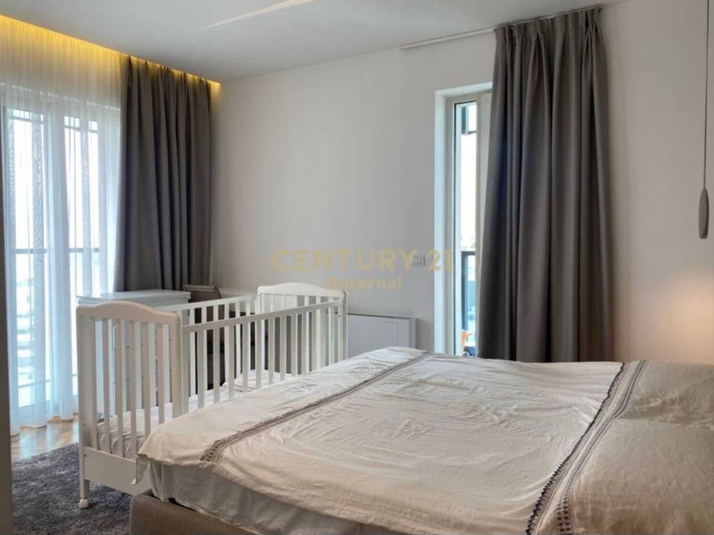 ✨🏢 APPARTAMENTO LUSSUOSO 2+1+2 CON POSTO AUTO – AMBASADOR 3, TIRANA
