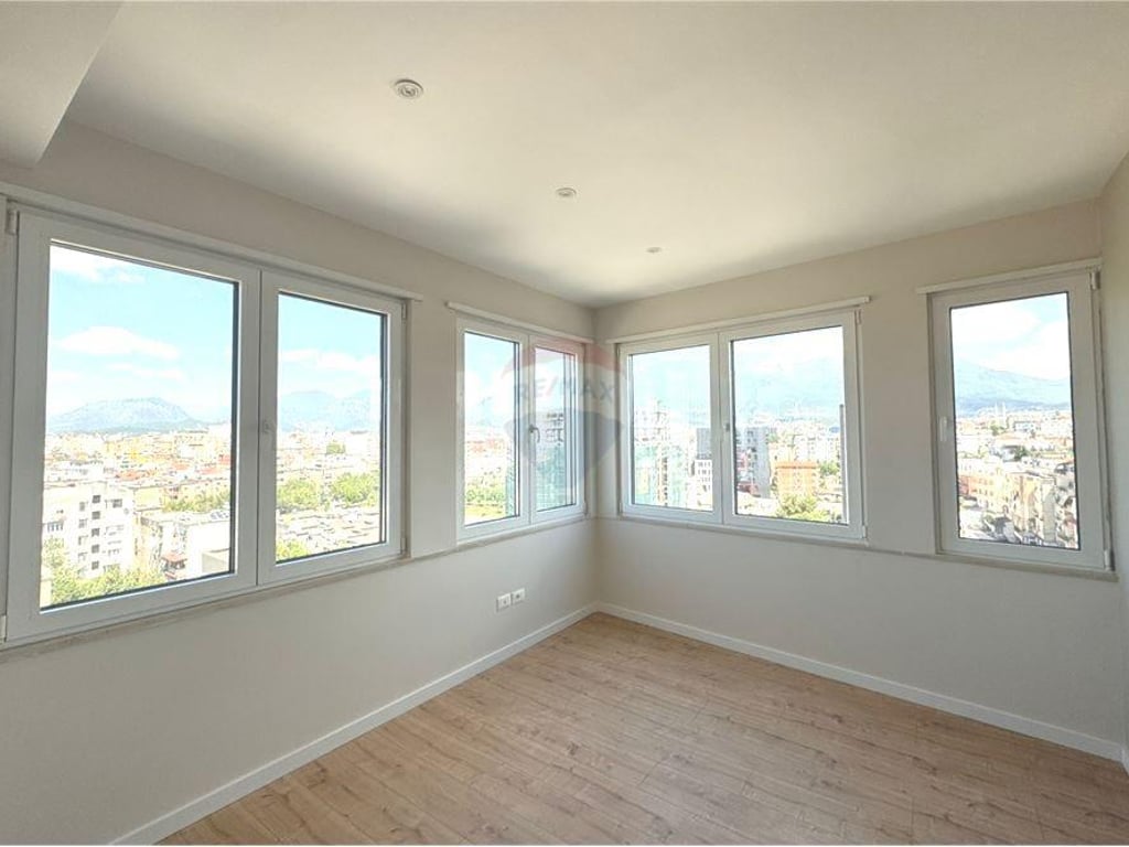Shitet Apartament 1+1 – Ish Tregu Elektrik