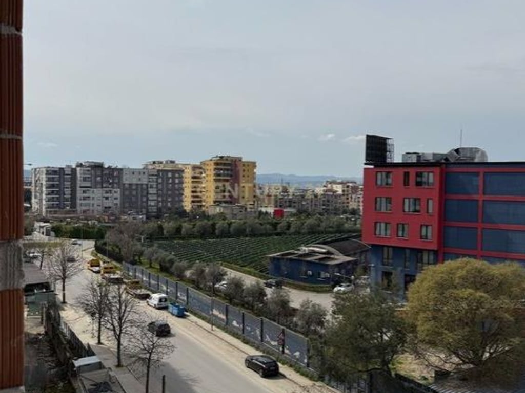 🧱🏡 SHITET APARTAMENT 3+1+2 NË PORCELAN!