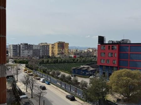 🧱🏡 SHITET APARTAMENT 3+1+2 NË PORCELAN!