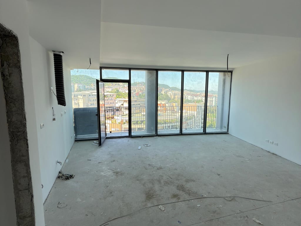 📌 Vendesi appartamento 2+1+2+🅿️ presso il Lago Artificiale, Vista Lago