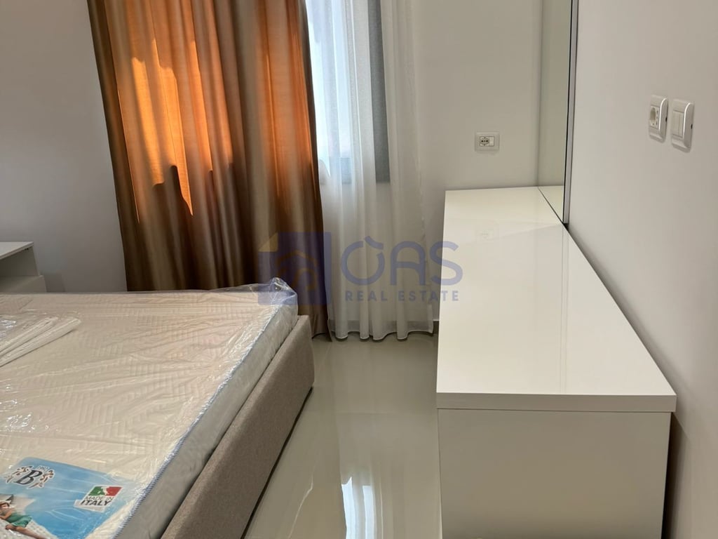 For sale, a super 2+1 apartment with a sea view in Vlorë.