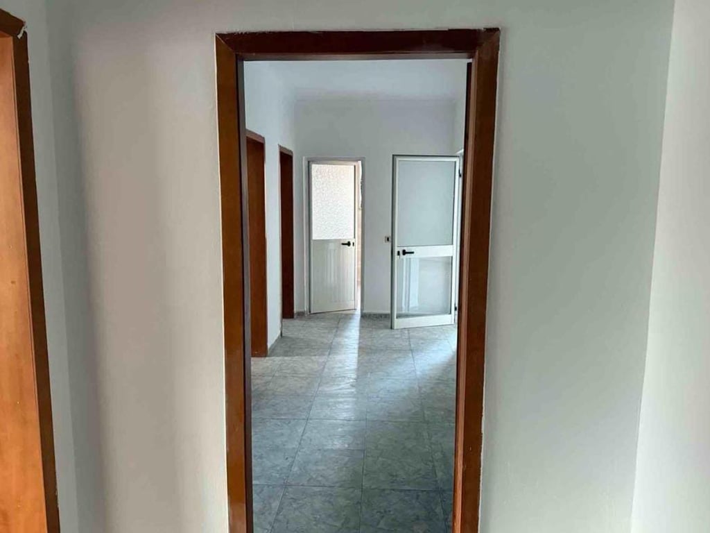 Apartament Per Shitje 3+1+2 Tek Komuna e Parisit (ID B13092) Tirane