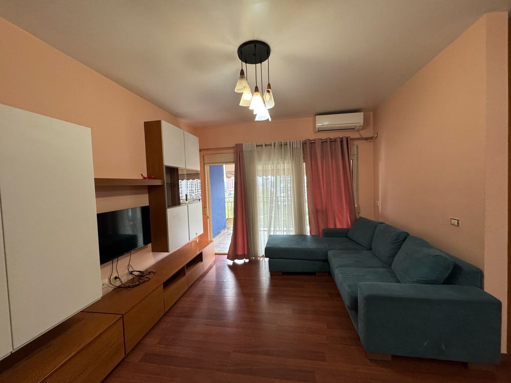 Ish Fusha e Aviacionit, apartament 2+1 per qira!