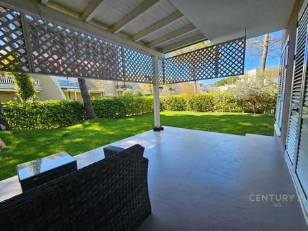 ✨🌴 SHITET APARTAMENT 2+1 ME OBORR NË KOMPLEKSIN LURA 3 – GJIRI I LALZIT