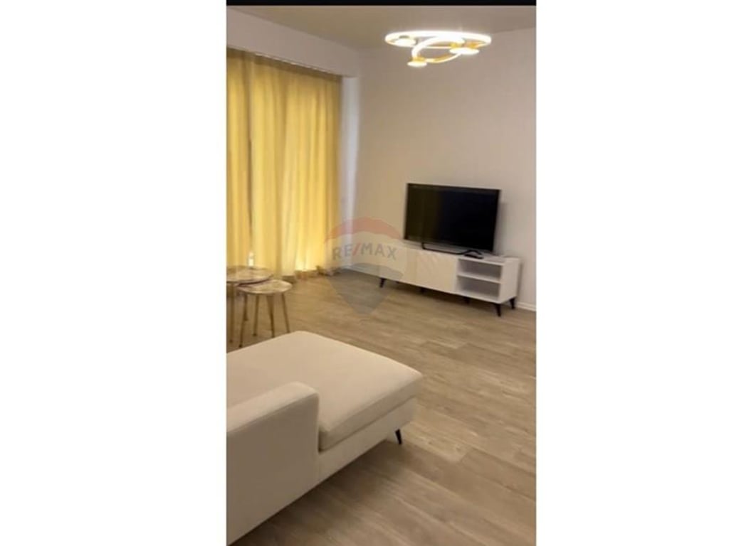 Jepet Apartament 2+1+2 me qira tek FZ