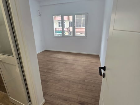 📢Apartament 2+1 në Shitje te Rruga e Elbasanit🔑