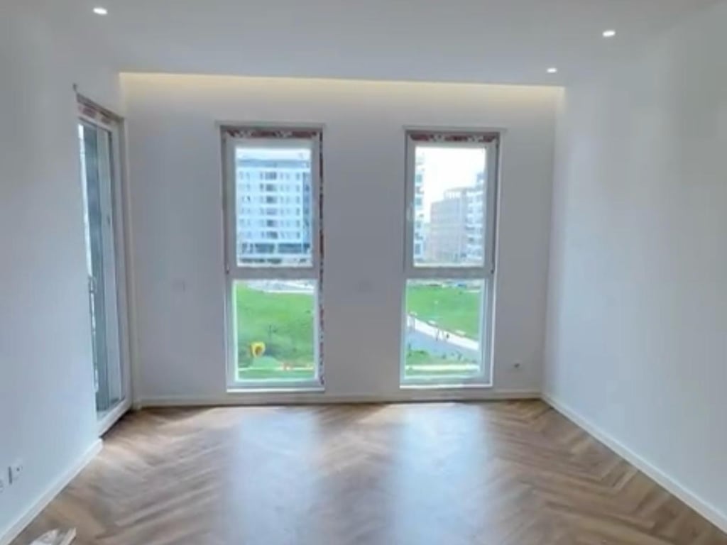 🏢 Shitet Apartament 2+1 – Univers City, Tiranë 🌳