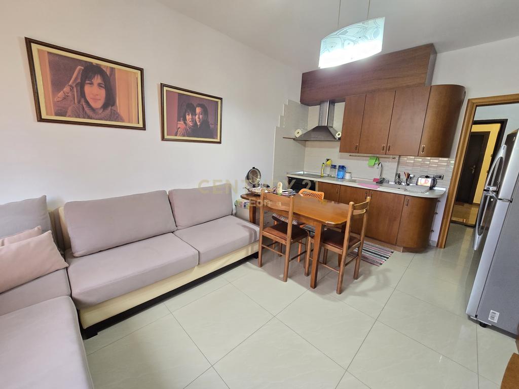 Shitet Apartament 1+1 në Golem, Durrës ! 70,000 €