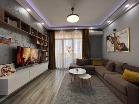 A great 2+1+2 apartment is available at the IBN complex, former aviation field.