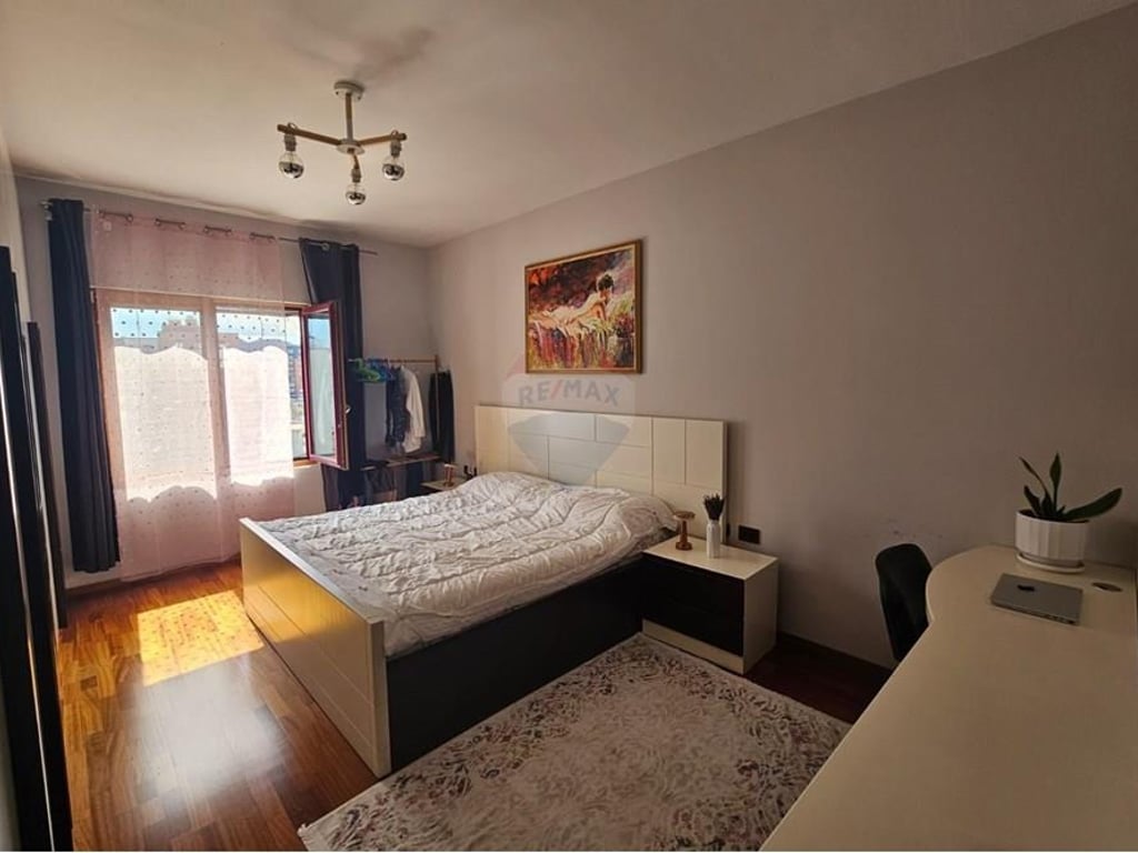 Appartamento 1+1 in affitto in Via Kavajë!