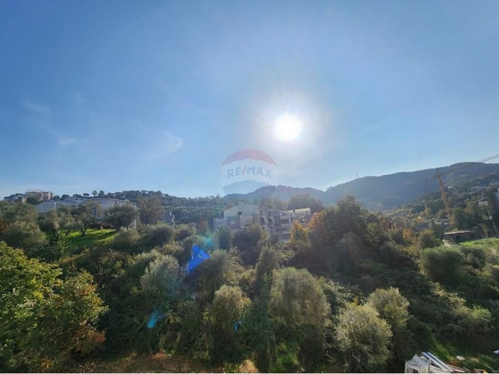 1+1 apartment for sale near the Zoo Garden.