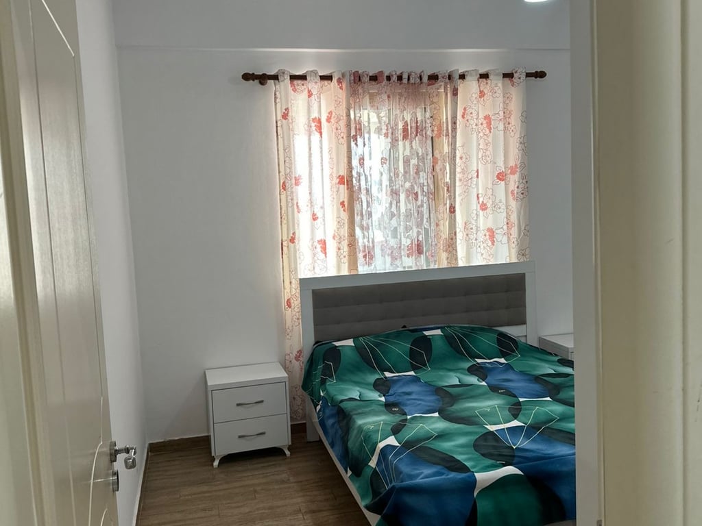 1+1 ad Astir, compreso l'acqua, 500 euro