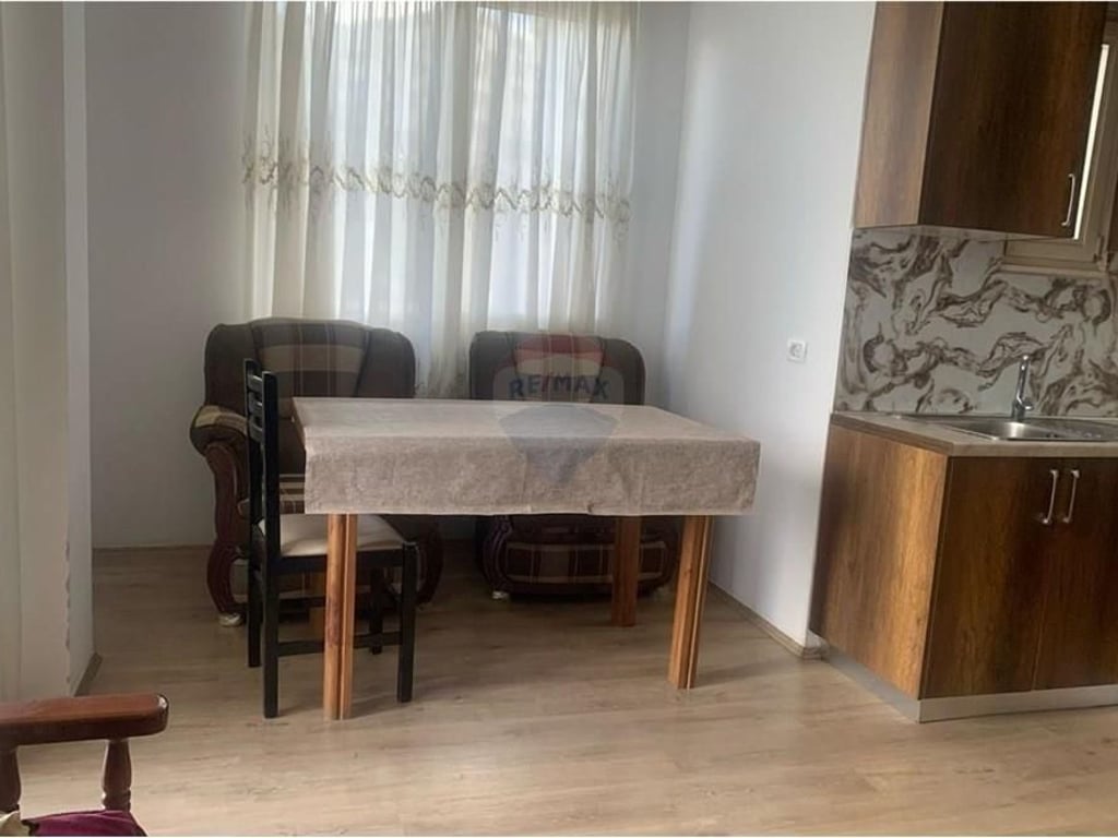SHITET APARTAMENT 2+1 , SHKOZE