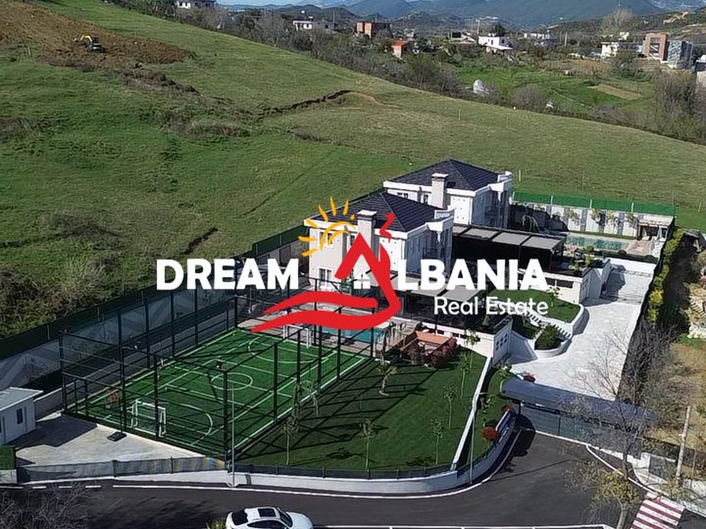 Jepen me qera dy super vila 2-kateshe ne Koder Kuqe ne Tirane (ID 4251308)