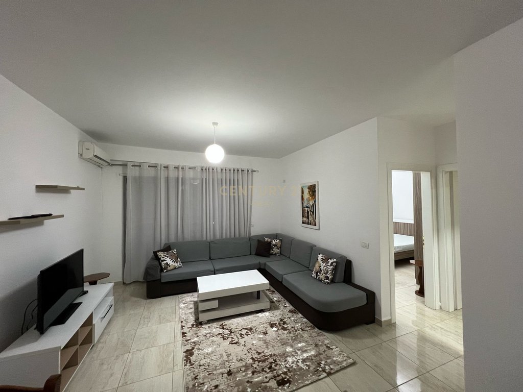 2+1 Apartment for Rent in the Paris Commune, Tirana 800 € /Month