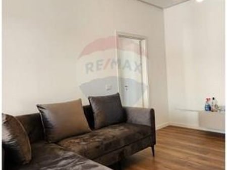 Appartamento - In Affitto - Lago Asciutto, Tirana
