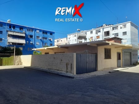 1-Story Building for Sale Near the Stadium