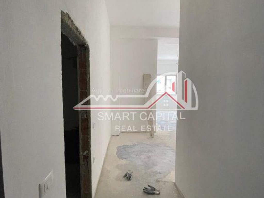 VENDESI APPARTAMENTO 2+1, VICINO AI POMPIERI DI VALONA!