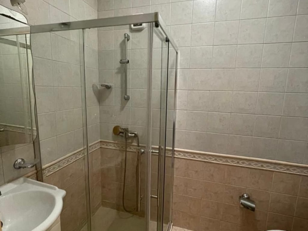 Jepet me qera Apartament 2+1+2 ne bllok 