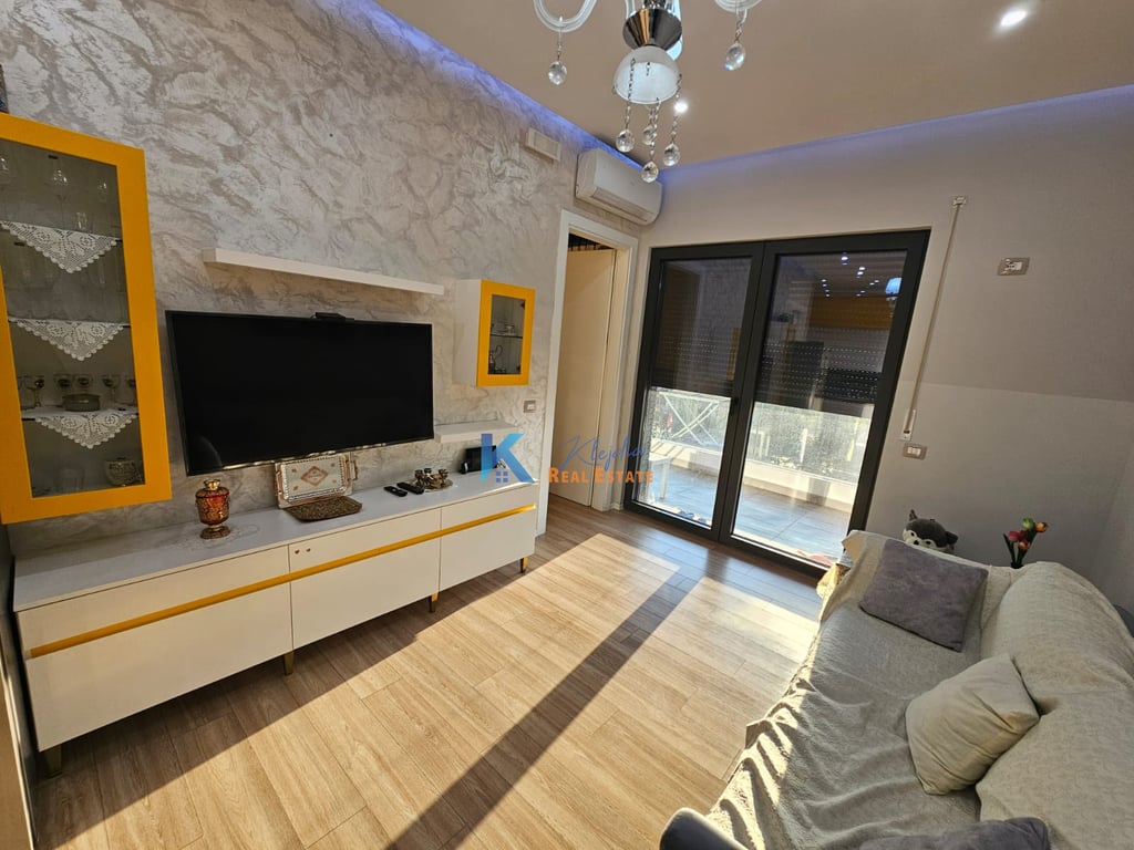 1+1 for rent at Delijorgji Complex