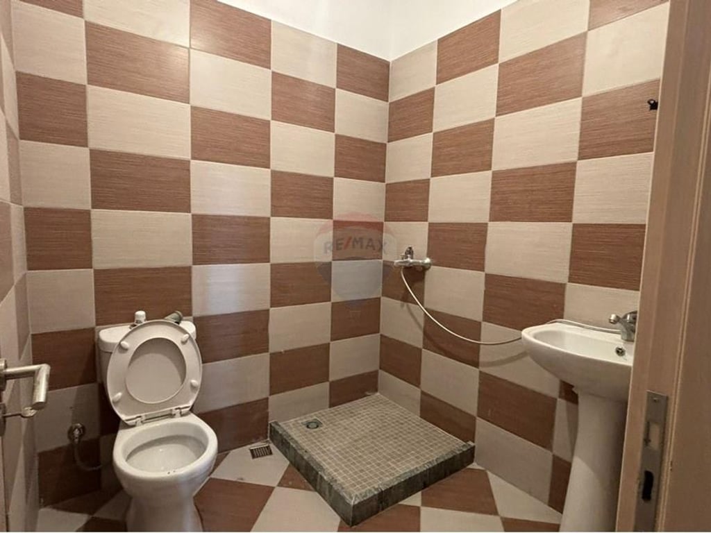 Jepet me qera apartament 2+1+2