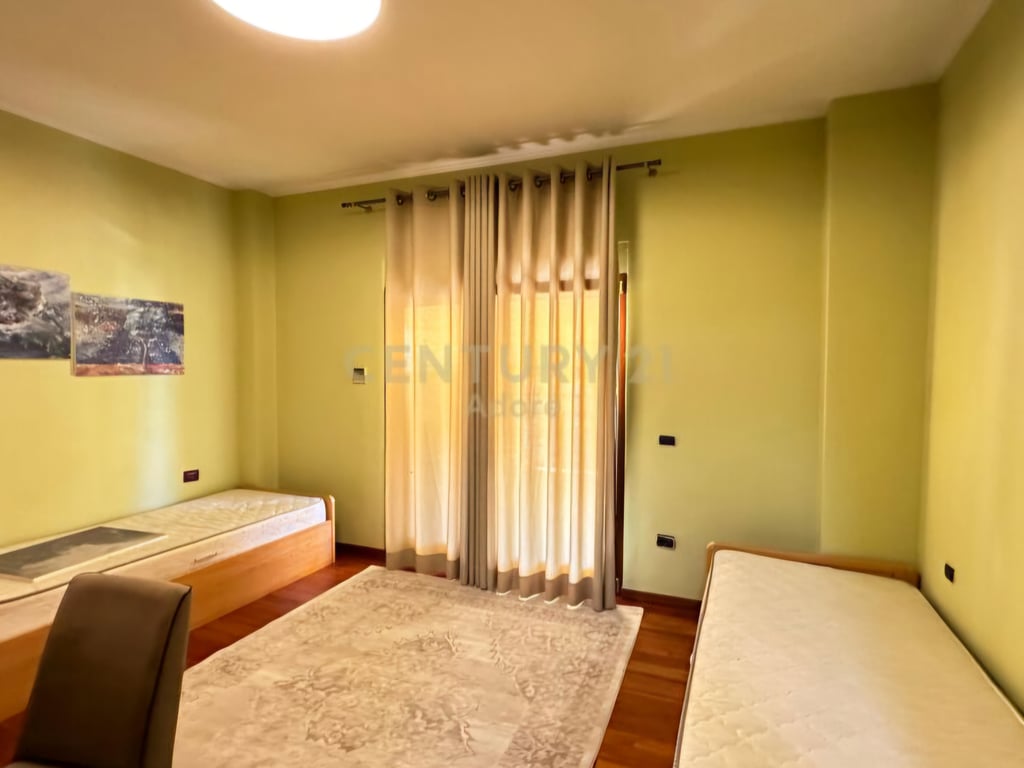 APARTAMENT 3+1+2 ME QIRA TE "KOMPLEKSI DINAMO" 3+1+2 APARTMENT FOR RENT AT "KOMPLEKSI DINAMO"