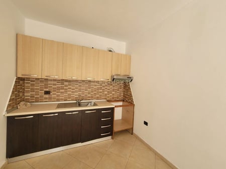 Appartamento 3+1+2 bagni a Fresk 400 € /Mese
