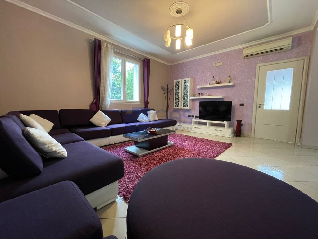 A two-story villa with a yard is for rent in Sauk.