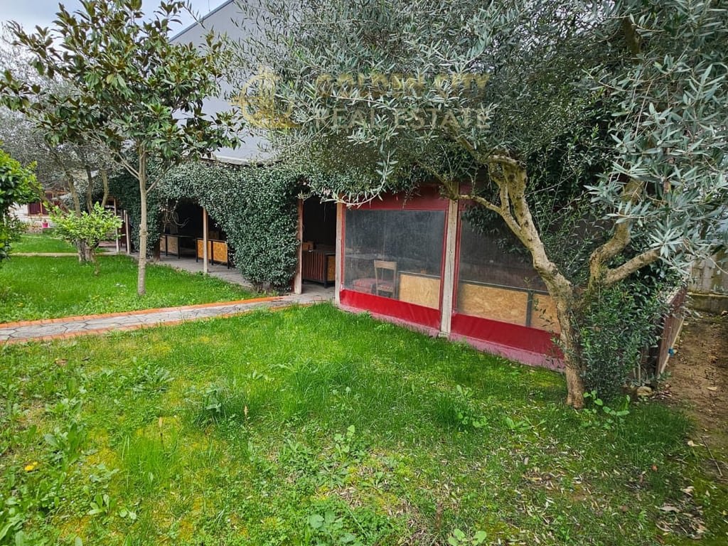 Jepet Bar Restorant me qera