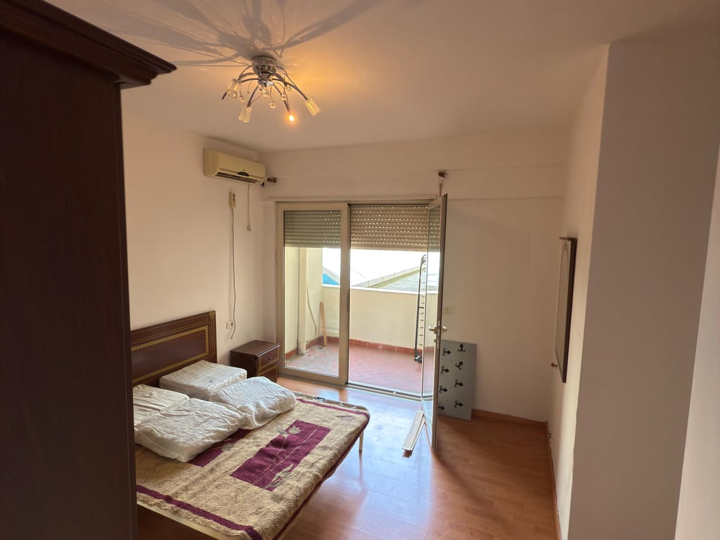 Affittasi appartamento 2+1+2 presso Kristal Centre, Comune di Parigi 📍