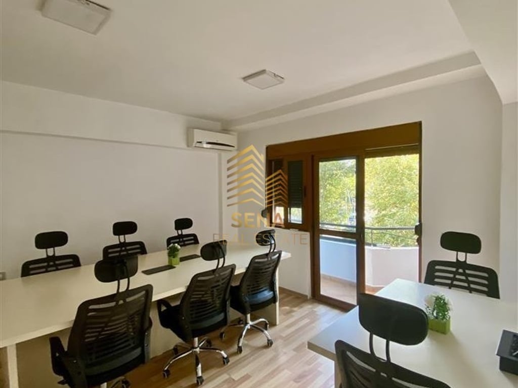 Rent, Office space, 9 floors, 850 Euro/month