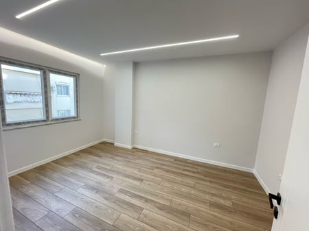 1+1 apartment in the area of Kodra e Diellit, near Eleonora.