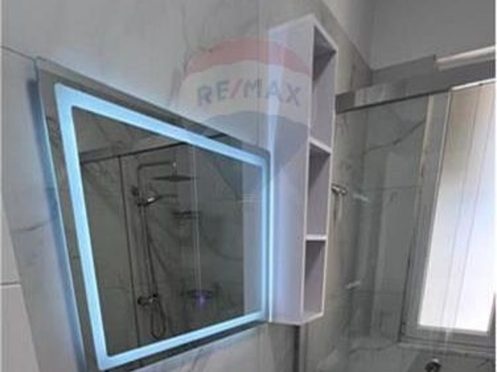 A 3+1+2 apartment is for rent at "Euro 3D".
