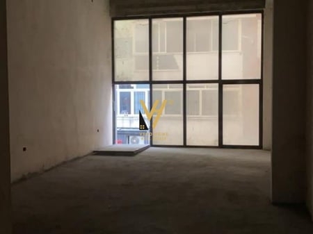 STORE FOR SALE 50 M2 IN KAMEZ 65,000 EURO