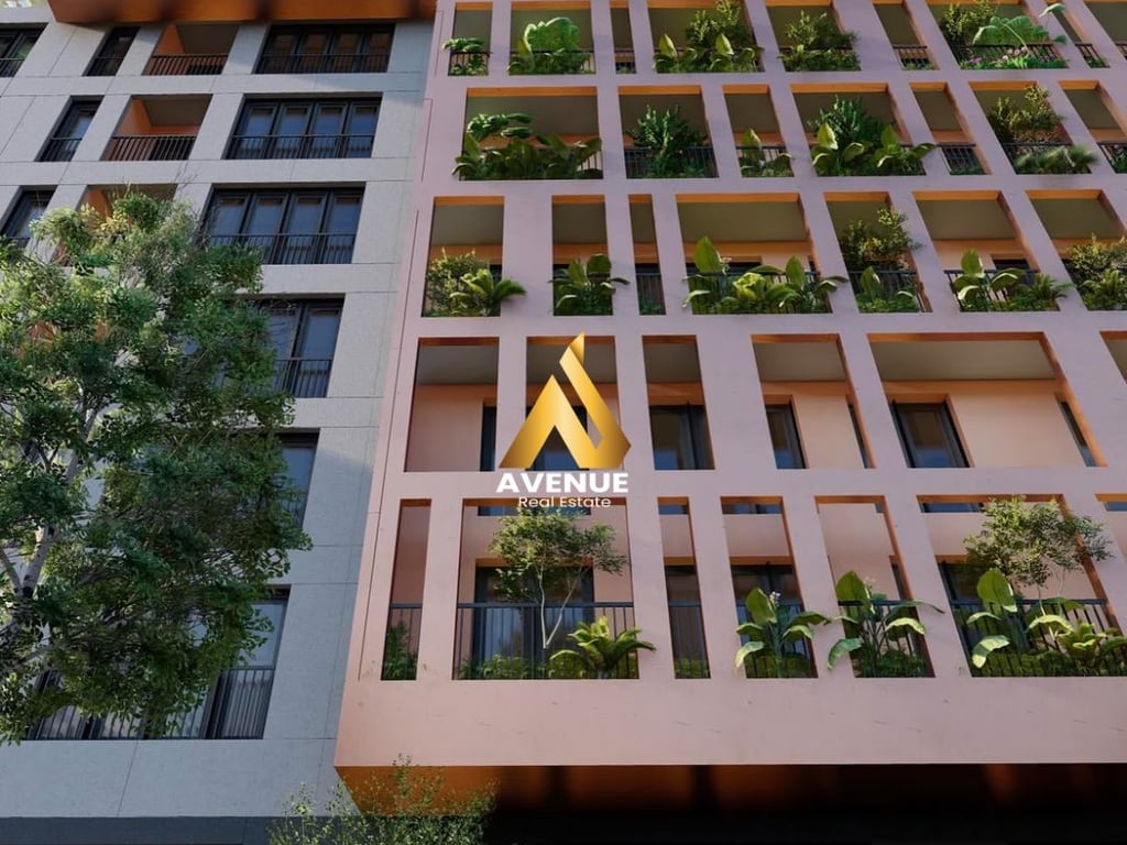 SHITET APARTAMENT 2+1+2 RRUGA DRITAN HOXHA, LAPRAKE, TIRANE  Çmimi: 179,800 Euro  Siperfaqe totale bruto: 99.9 m² Siperfaqe neto: 87.55 m² Siperfaqe e perbashket: 13.09 m²   Organizimi i brendshem: 2 dhoma gjumi 1 ambient ndenje me kend gatimi 2 banjo me dritare 1 korridor  Apartamenti ndodhet ne nje rezidence me 5, 6, 11 dhe 12 kate mbi toke, si dhe 2 kate parkimi nentokesor.  Detaje te tjera te Prones: Kati i 3-te banimi Orientimi Veri-Lindje Cilesi e larte ndertimi Izolim Termik dhe Akustik Fasade e ventiluar per te garantuar freski dhe ruajtje te temperatures ideale ne çdo stine. Parket cilesor Kubature e rregullt Tualete me dritare Apartamenti perfundon ne korrik 2025  Nje mundesi e shkelqyer per familjaret qe kerkojne nje shtepi te rehatshme, si edhe per investitoret qe kerkojne nje prone me potencial te larte qiraje ose rritjeje vlere.  Pozicion perfekt per te pasur akses te shpejte ne te gjitha fasilitetet e nevojshme: shkolla, universitete, qendra tregtare, institucione shteterore dhe rruge kryesore te Tiranes.  Prona Disponon dokumentacion te rregullt  Per me shume detaje, kontaktoni dhe rezervoni viziten tuaj ne prone! 0697002229