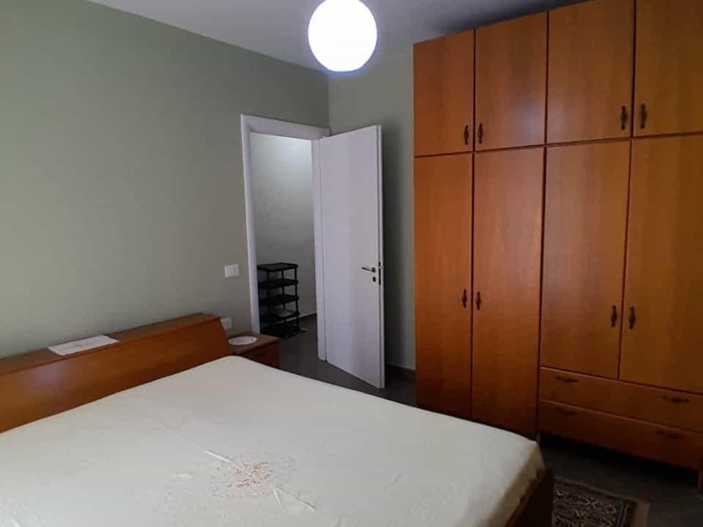 Apartament me Qera 2+1 tek Komuna E Parisit (ID B2201260) Tirane.