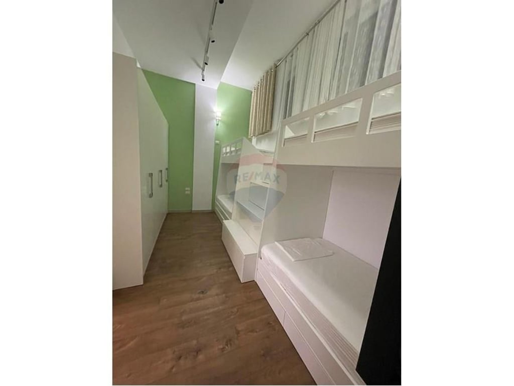 Villa a due piani in vendita, Residenza Valamar!