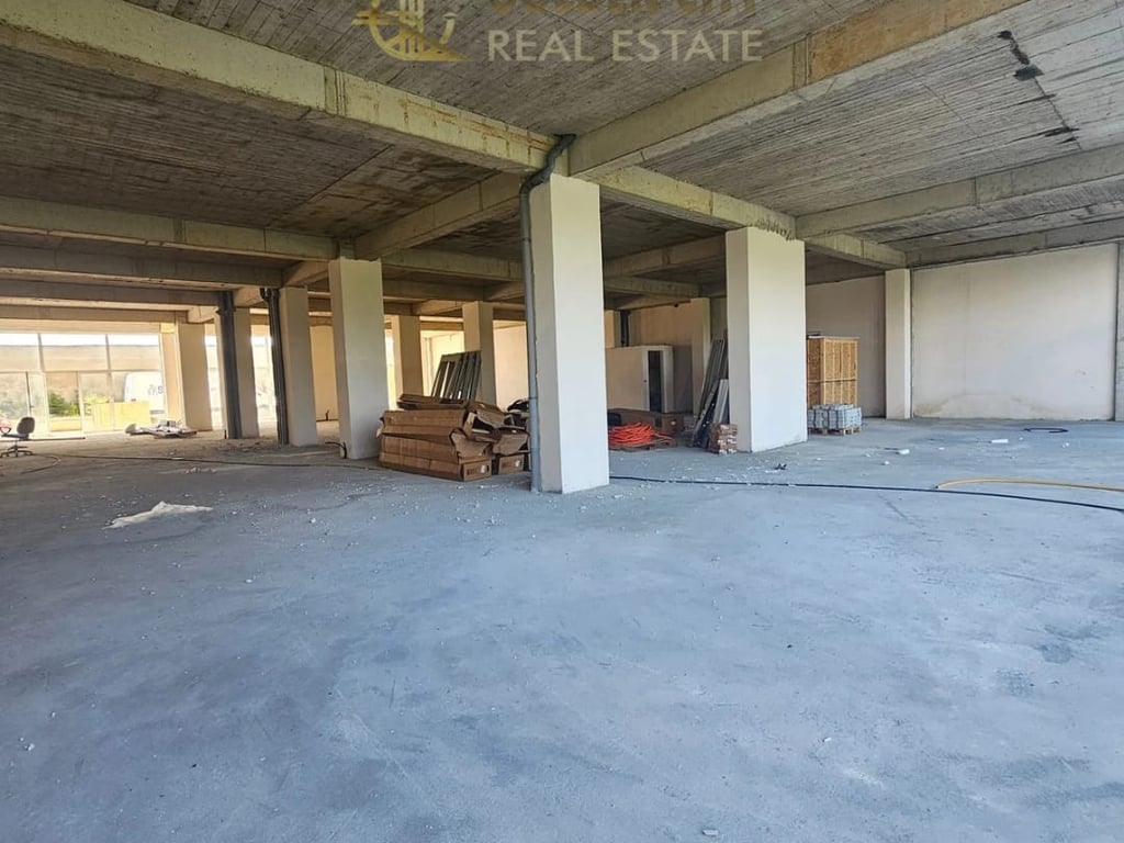 Jepen me qira ambiente biznesi në zonën Spitalle – 600 m² &amp; 240 m²