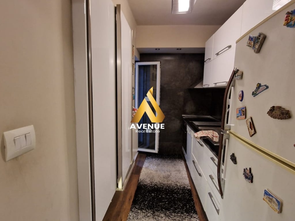 JEPET ME QIRA APARTMENT 2+1 PRANE PALLATIT ME SHIGJETA, TIRANE