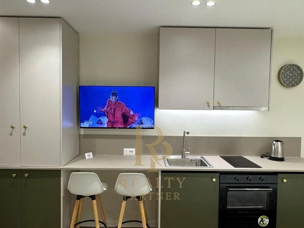 SHITET APARTAMENT 1+1 &amp; GARSONIERE,TEK Pazari i Ri..